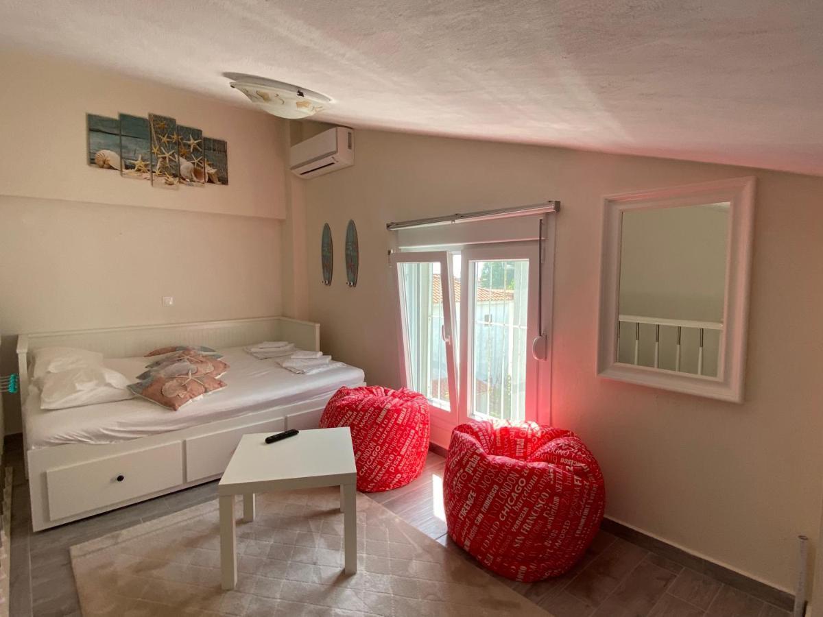 Villa Emerald Luxury Living Nikiti  Exterior photo
